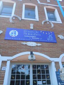 Fachada em lona impressa